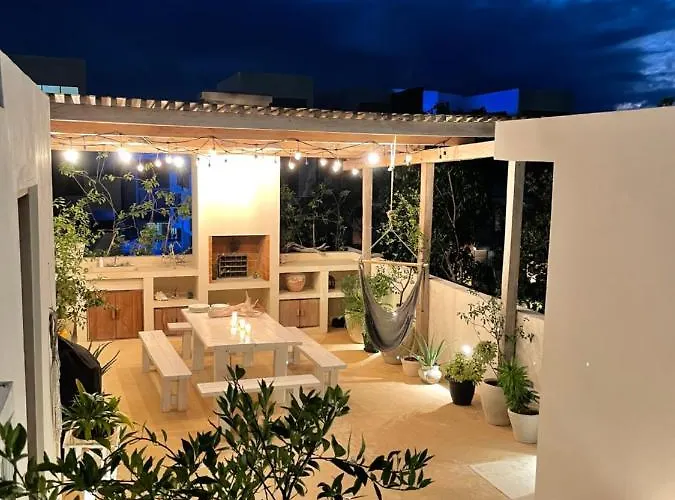 Ca'lalily Aparthotel